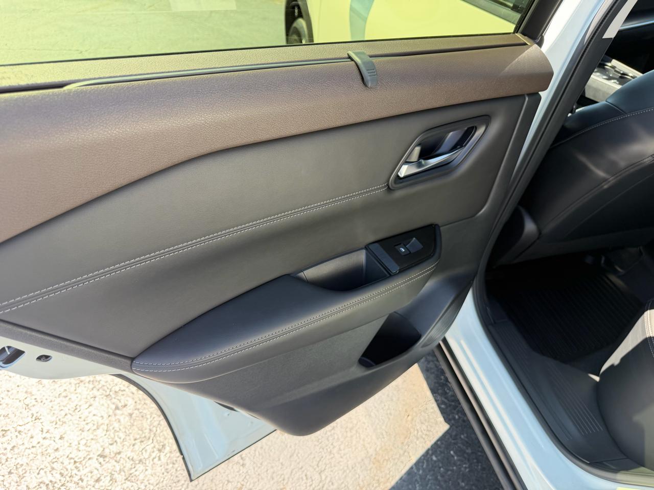 Nissan Rogue FWD SV 2023