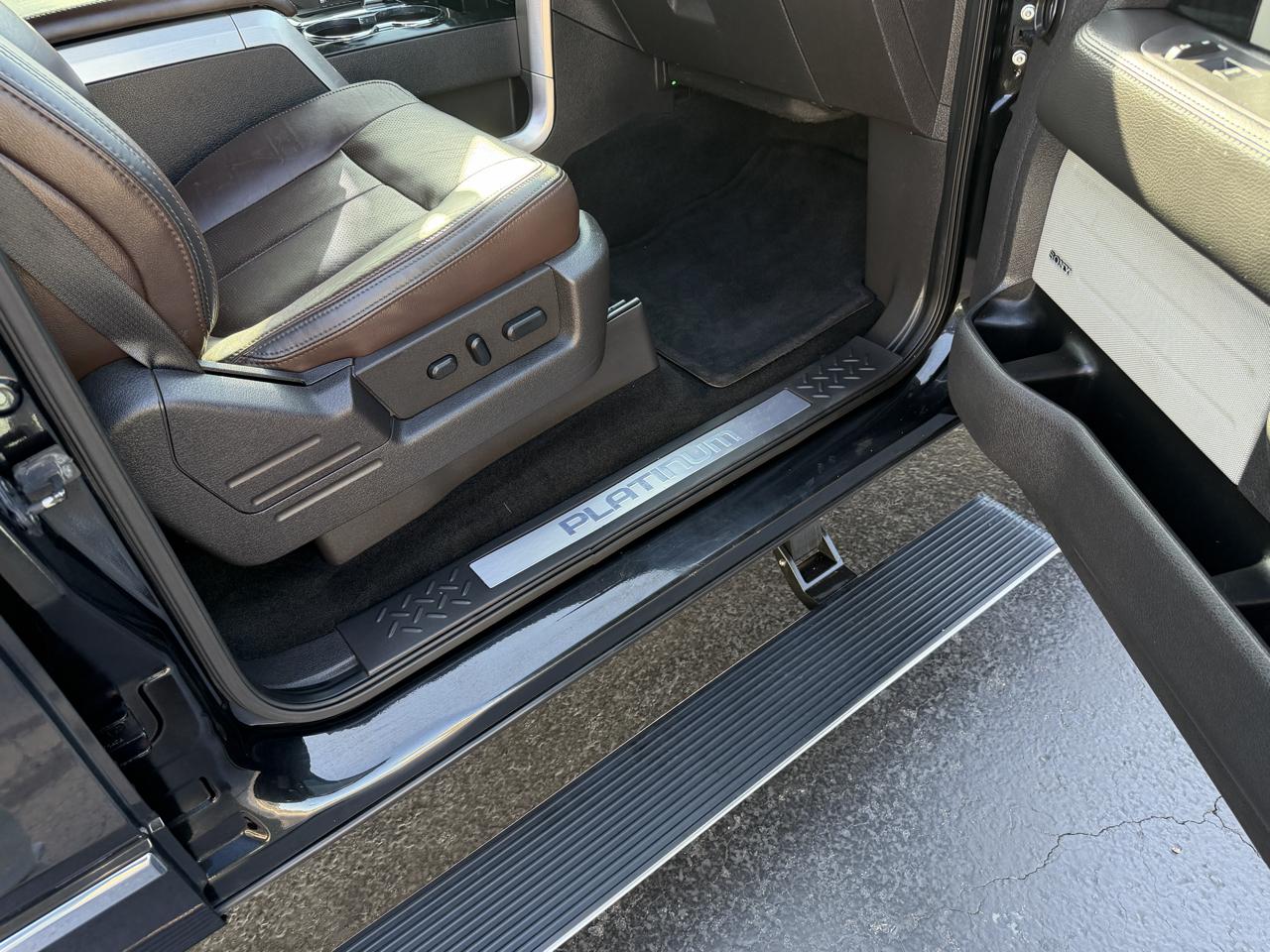 Ford F-150 2WD SuperCrew 145" Platinum 2012