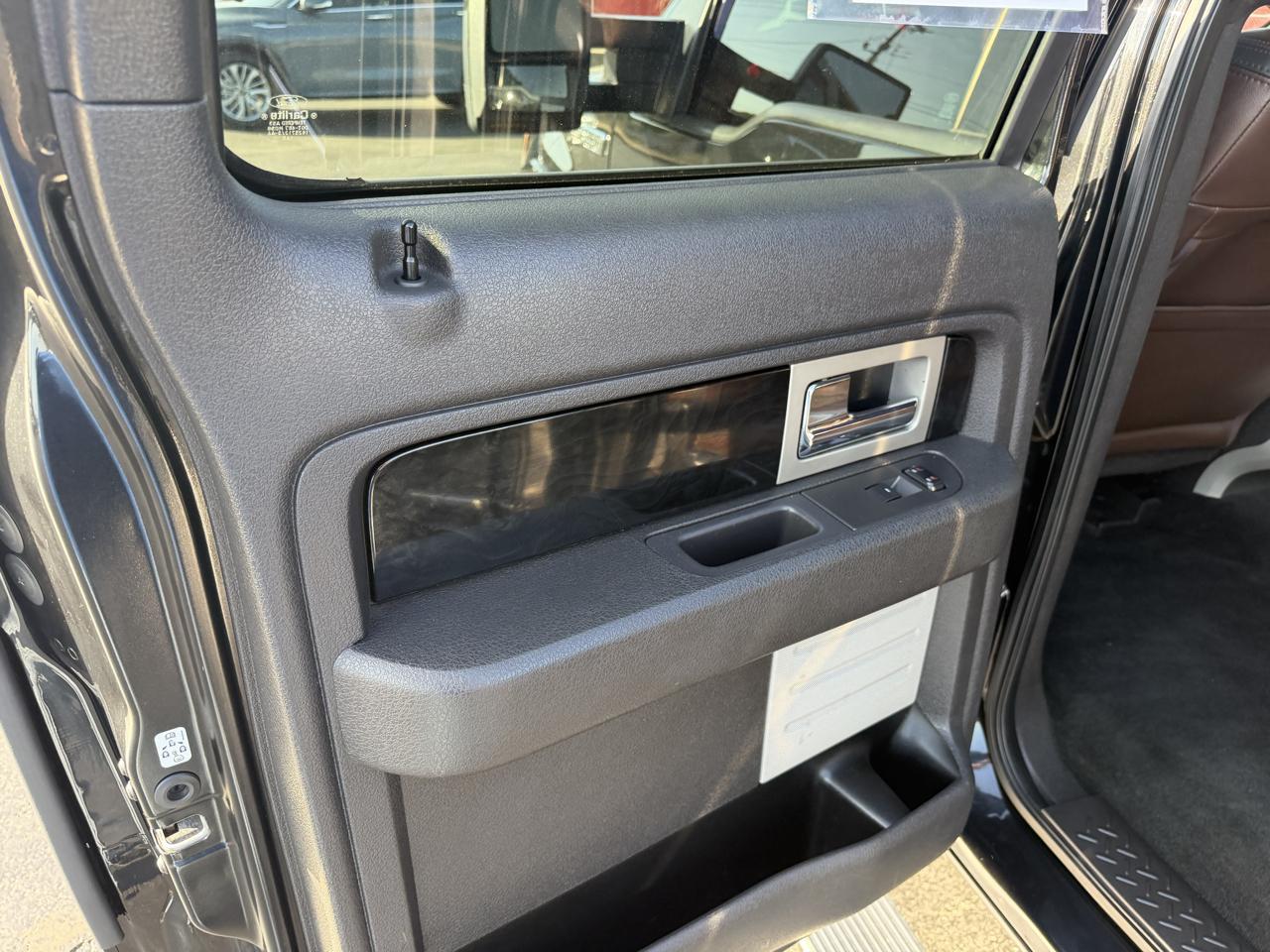 Ford F-150 2WD SuperCrew 145" Platinum 2012