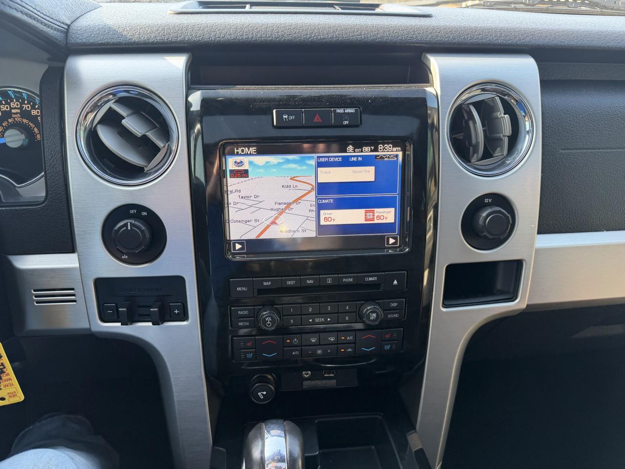 Ford F-150 2WD SuperCrew 145" Platinum 2012
