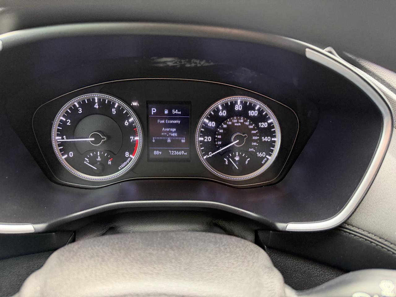 Hyundai Santa Fe SE 2.4L Auto FWD 2020
