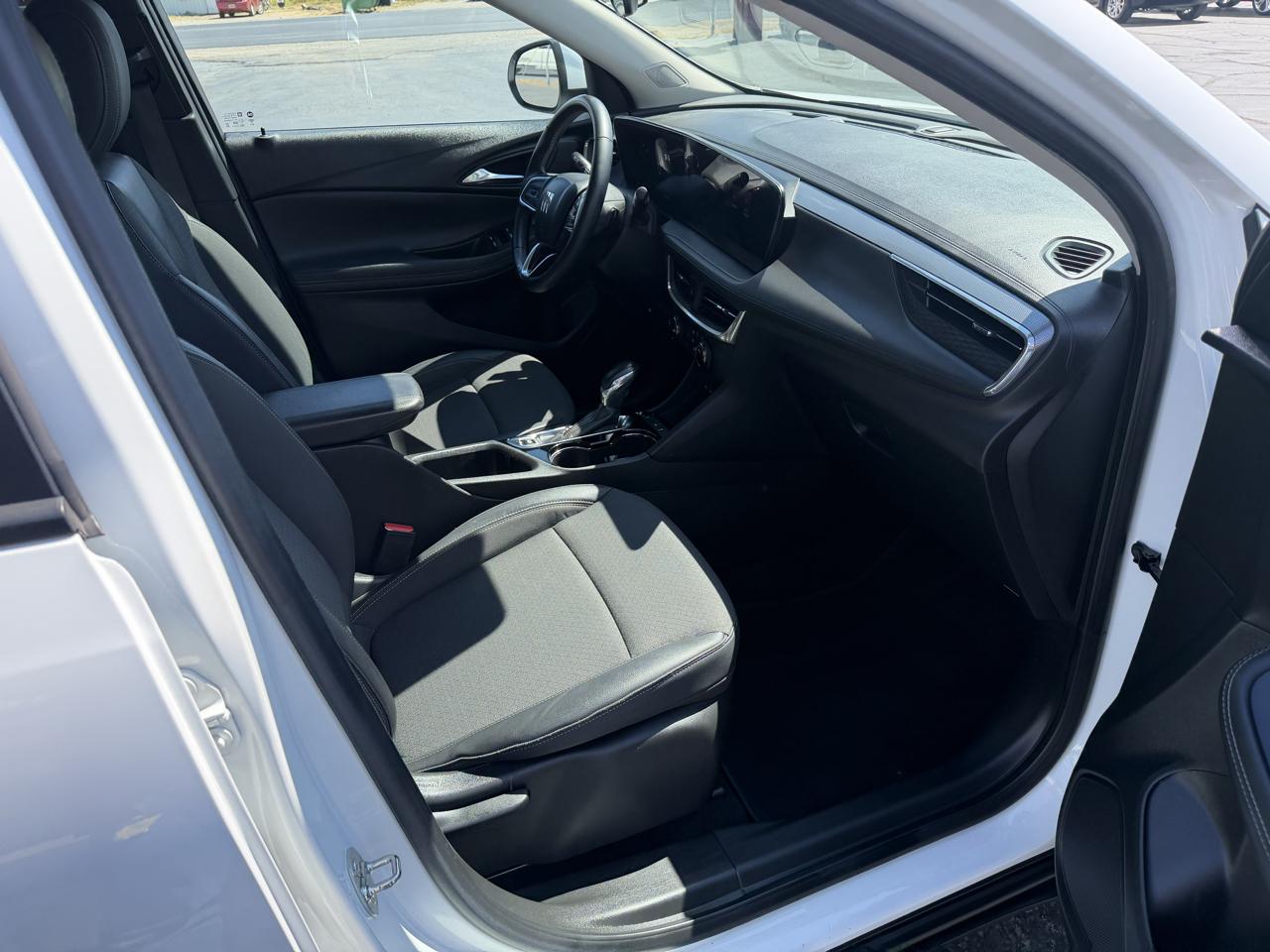 Buick Encore GX FWD 4dr Preferred 2024