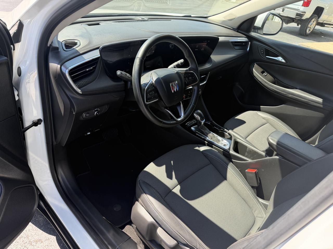 Buick Encore GX FWD 4dr Preferred 2024
