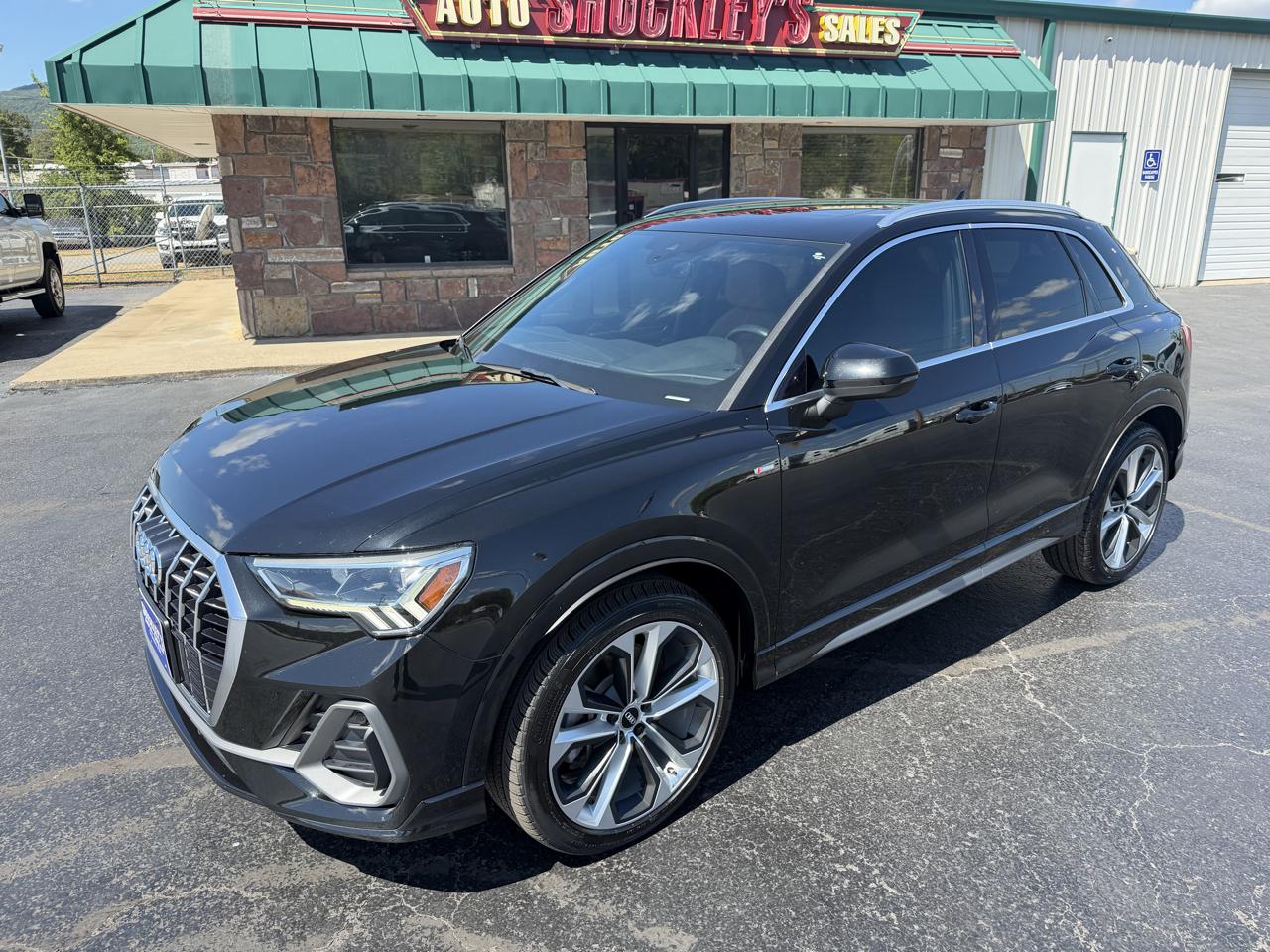 2020 Audi Q3 S line Premium Plus 45 TFSI quattro