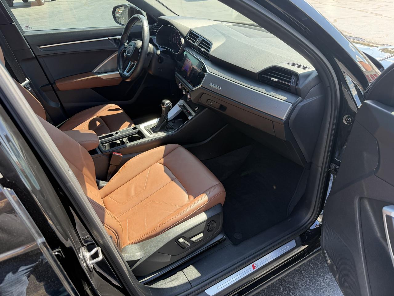 Audi Q3 S line Premium Plus 45 TFSI quattro 2020