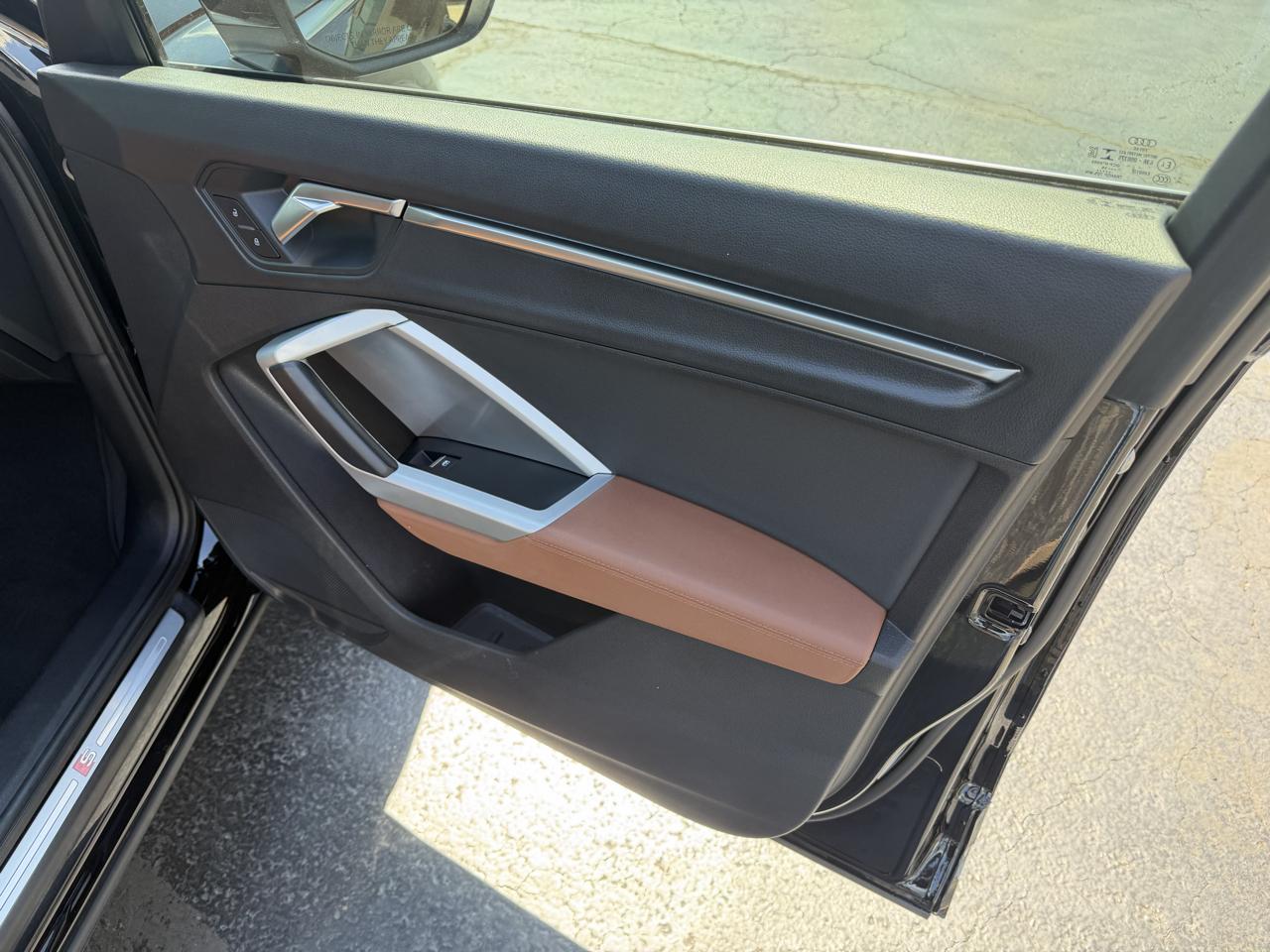 Audi Q3 S line Premium Plus 45 TFSI quattro 2020