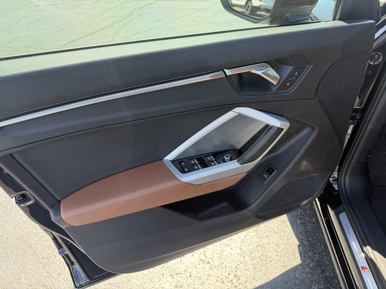Audi Q3 S line Premium Plus 45 TFSI quattro 2020