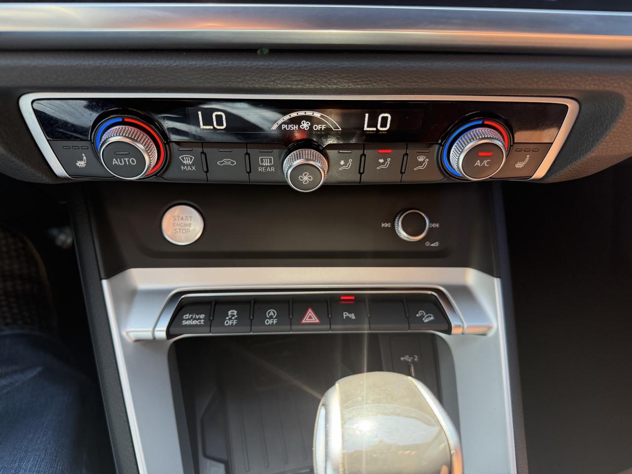 Audi Q3 S line Premium Plus 45 TFSI quattro 2020