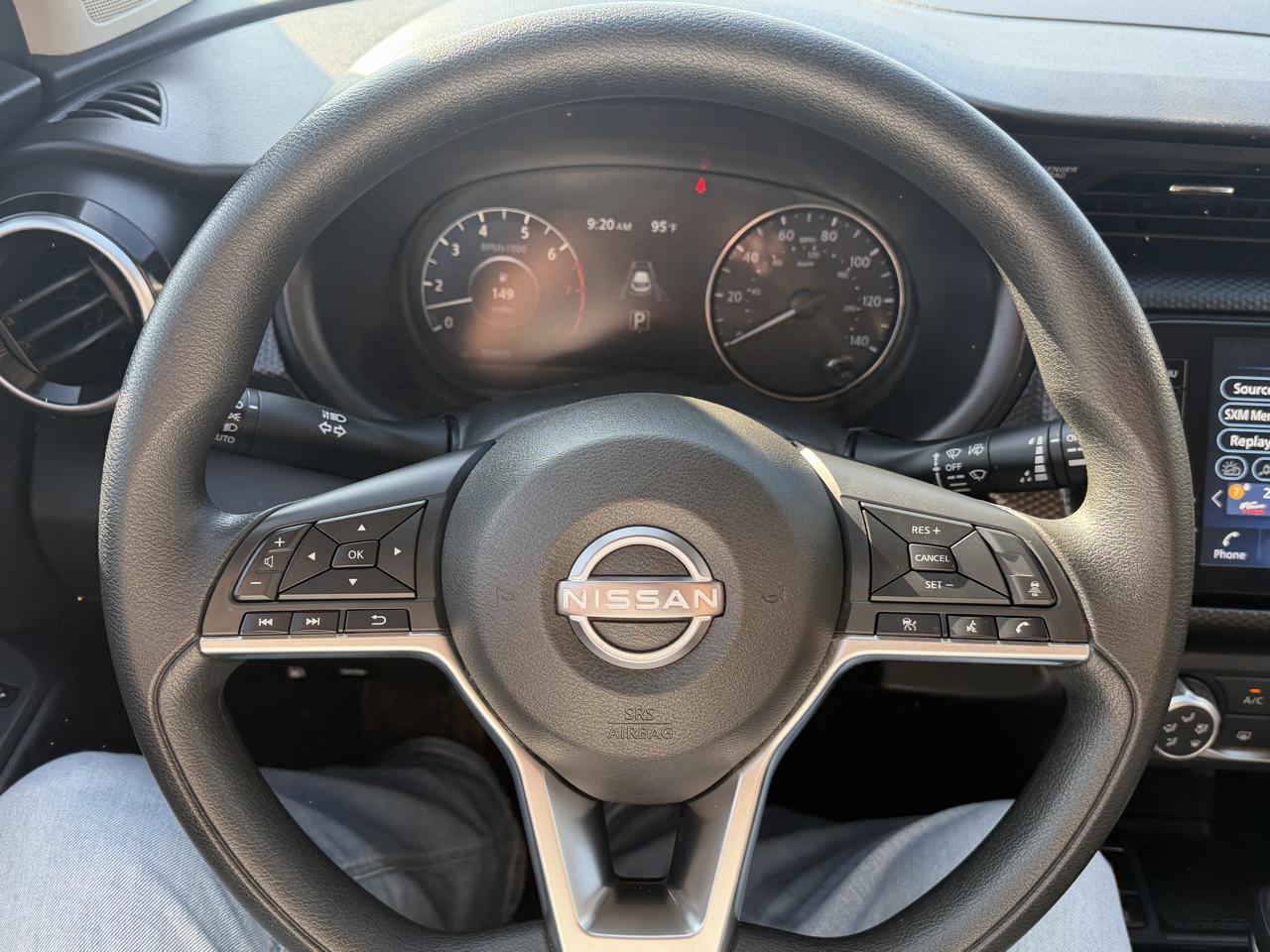 Nissan Kicks SV FWD 2024