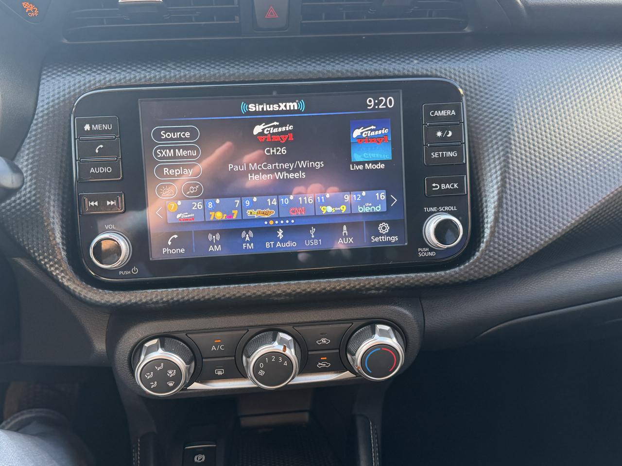 Nissan Kicks SV FWD 2024