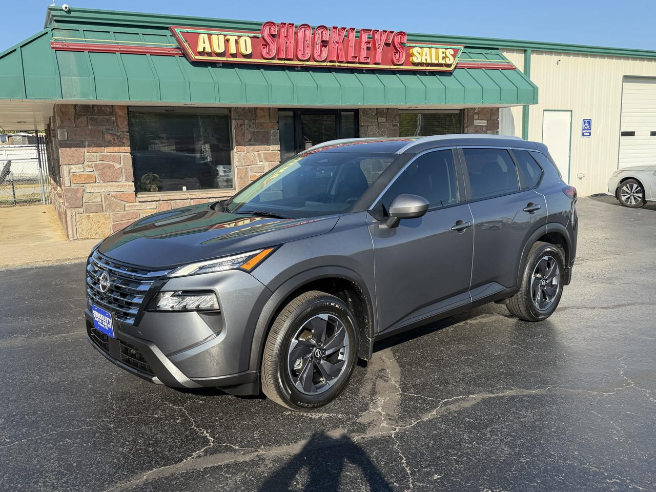 Nissan Rogue FWD SV 2025