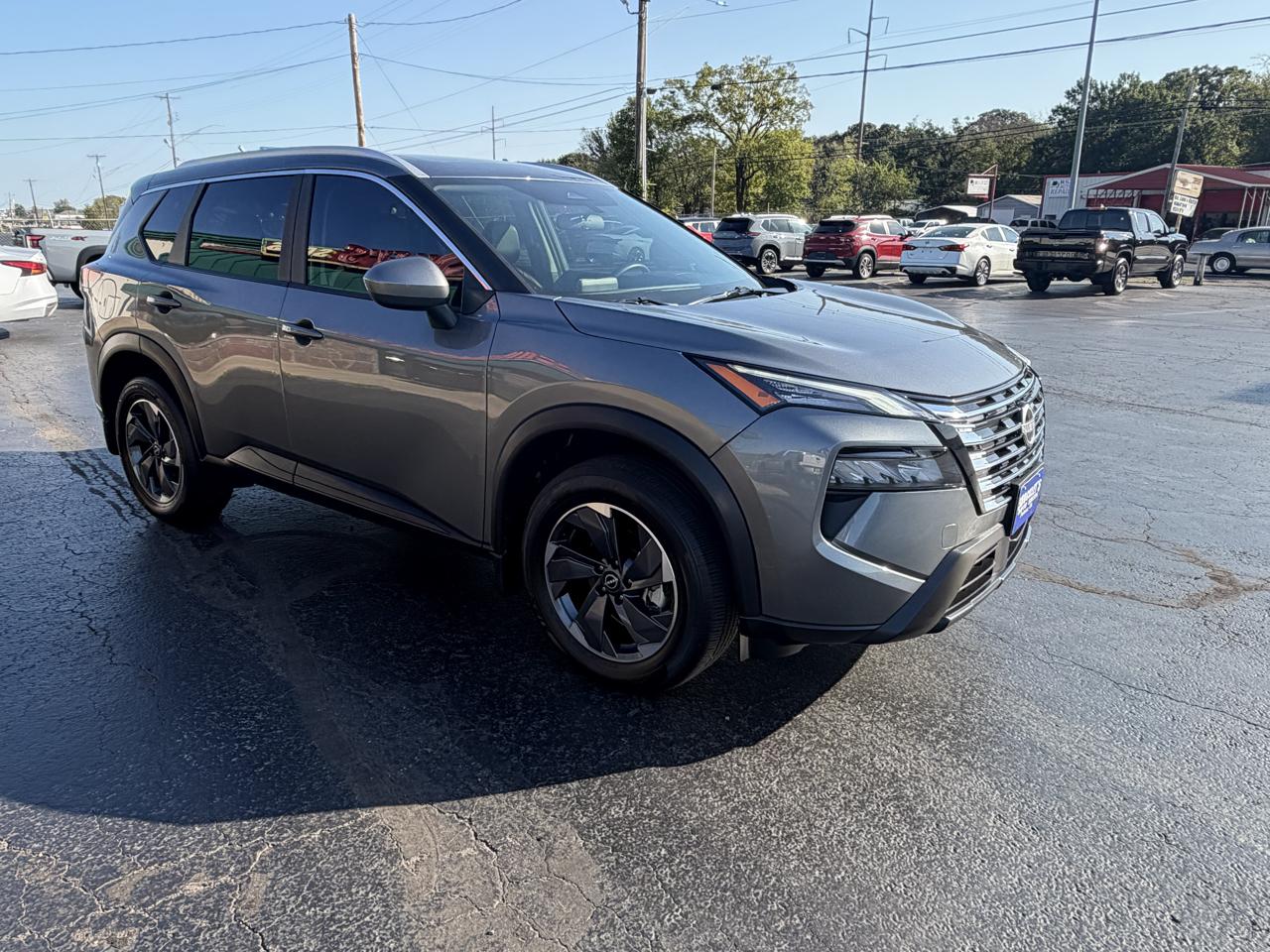Nissan Rogue FWD SV 2025