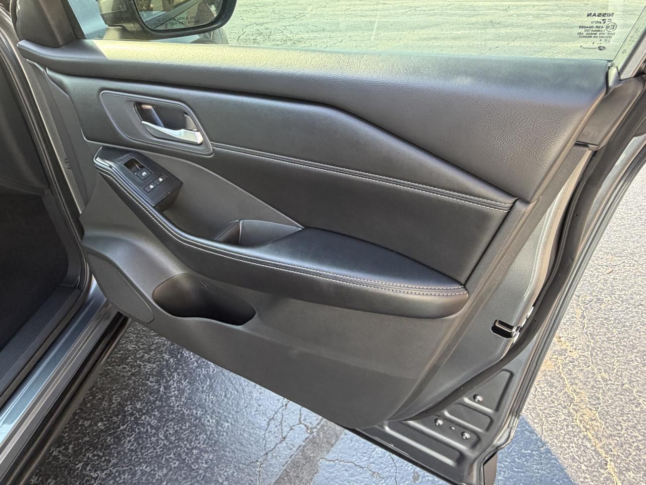 Nissan Rogue FWD SV 2025