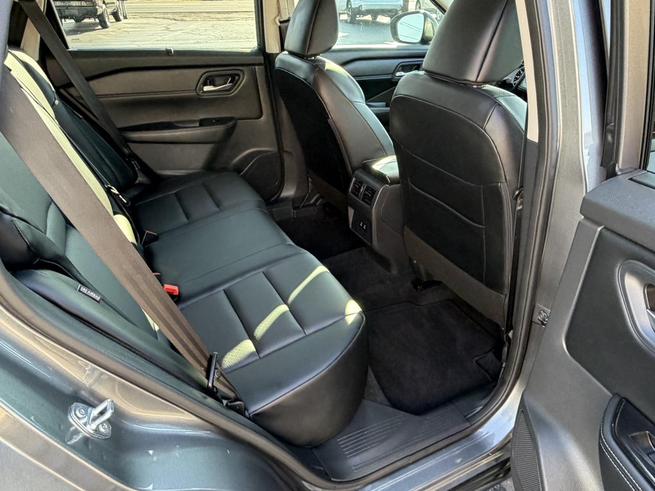 Nissan Rogue FWD SV 2025