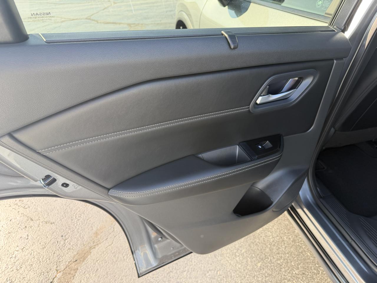 Nissan Rogue FWD SV 2025