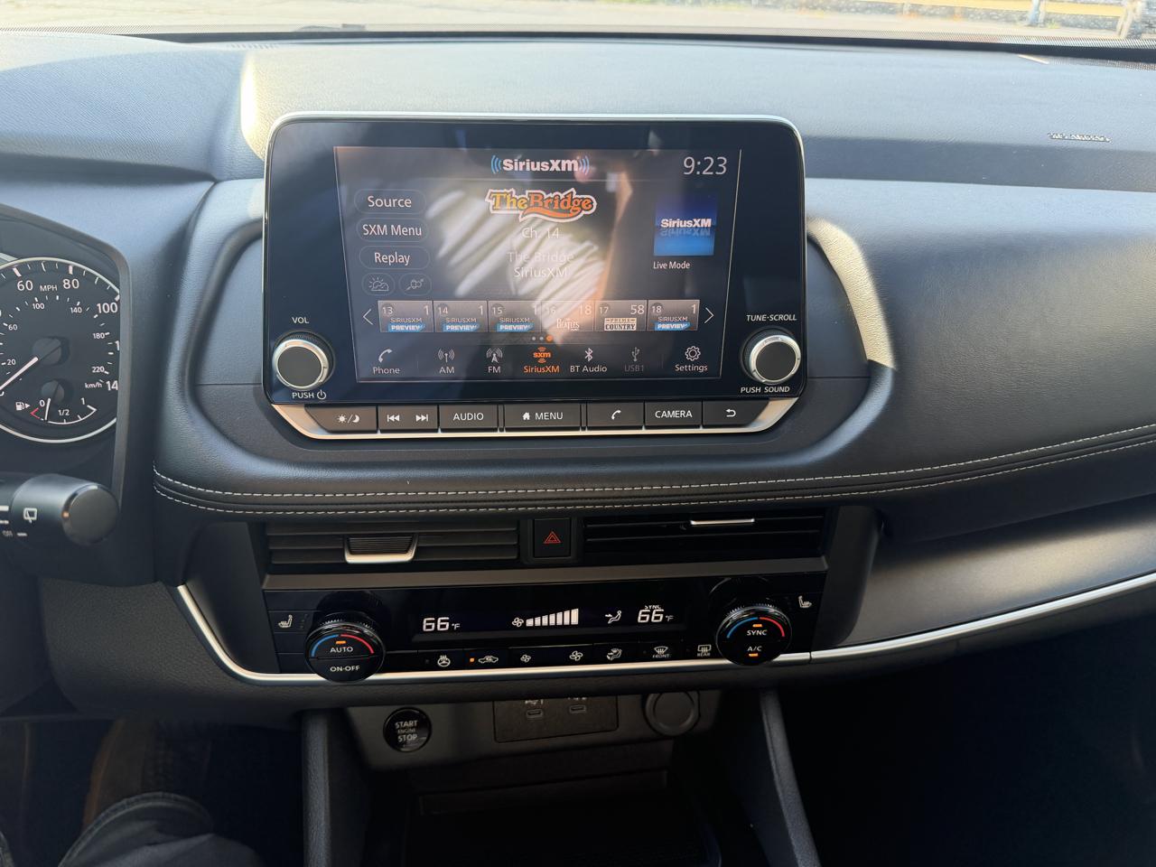 Nissan Rogue FWD SV 2025