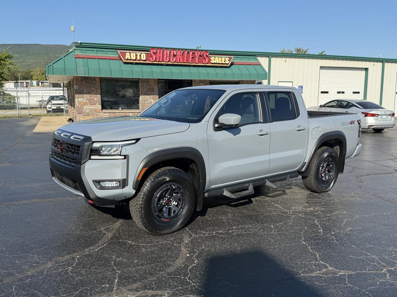 2026 Nissan Frontier Crew Cab 4x4 PRO-4X