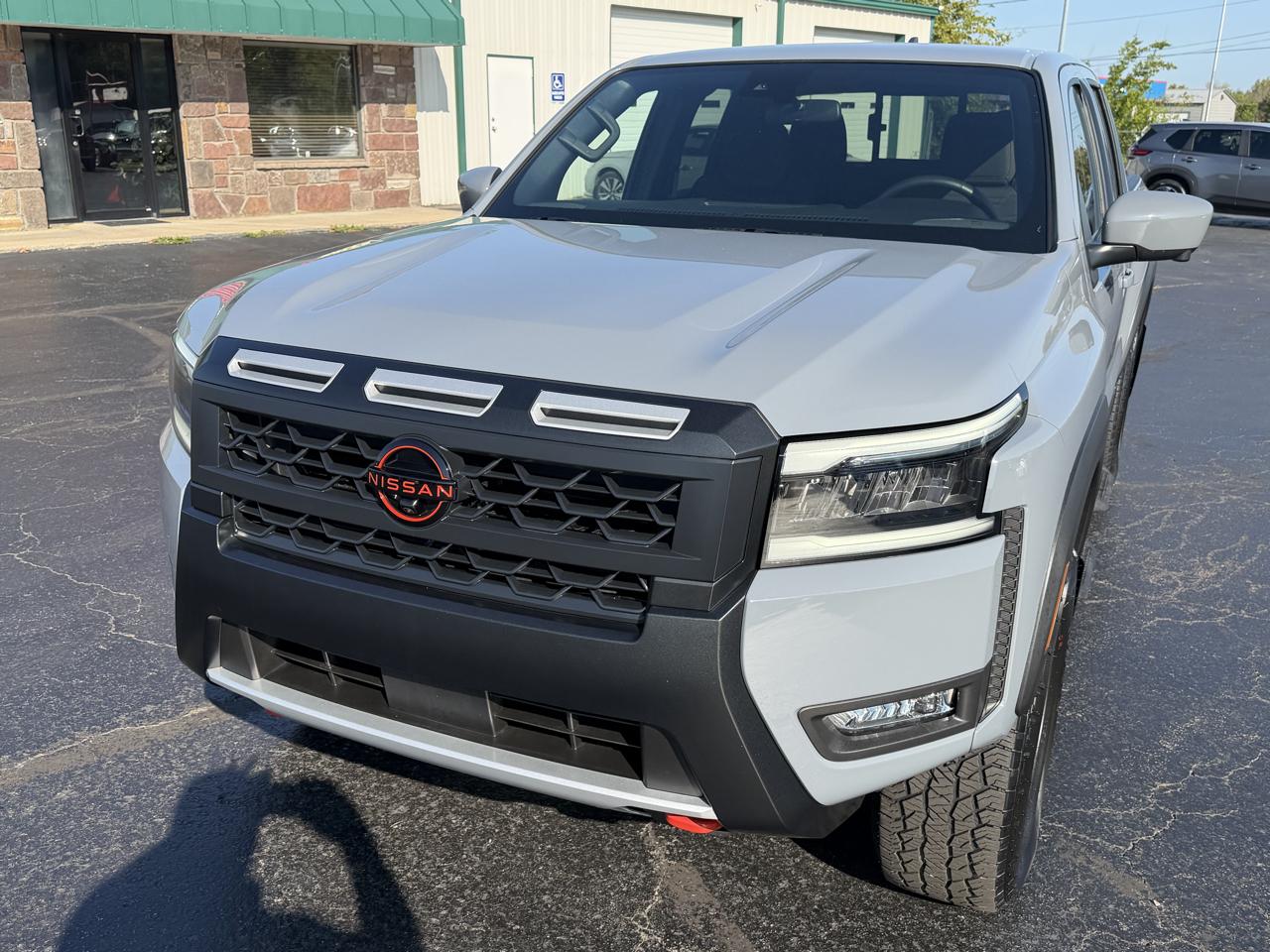 Nissan Frontier Crew Cab 4x4 PRO-4X 2026