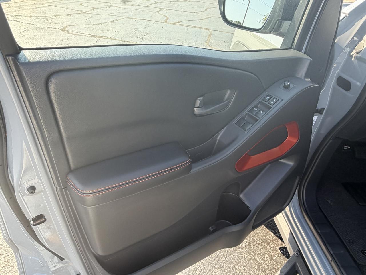 Nissan Frontier Crew Cab 4x4 PRO-4X 2026