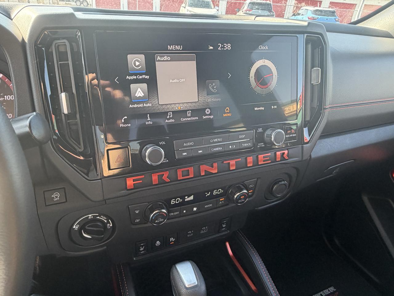 Nissan Frontier Crew Cab 4x4 PRO-4X 2026