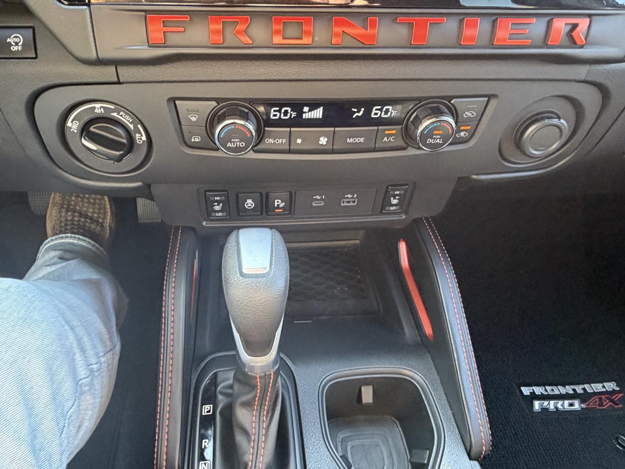 Nissan Frontier Crew Cab 4x4 PRO-4X 2026