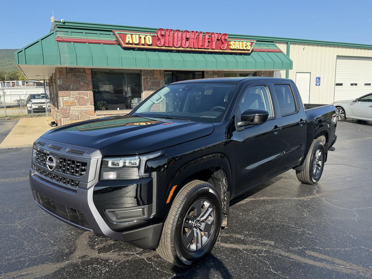 Nissan Frontier Crew Cab 4x4 SV 2026
