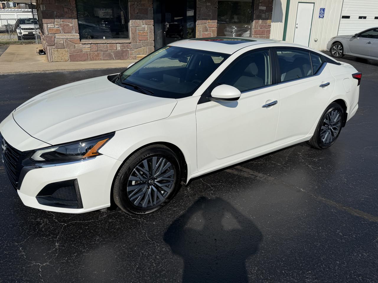 Nissan Altima SV FWD 2025