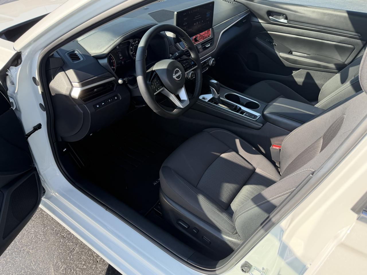 Nissan Altima SV FWD 2025