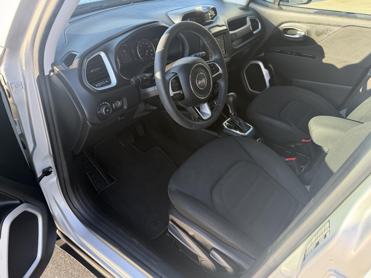Jeep Renegade Latitude FWD 2020