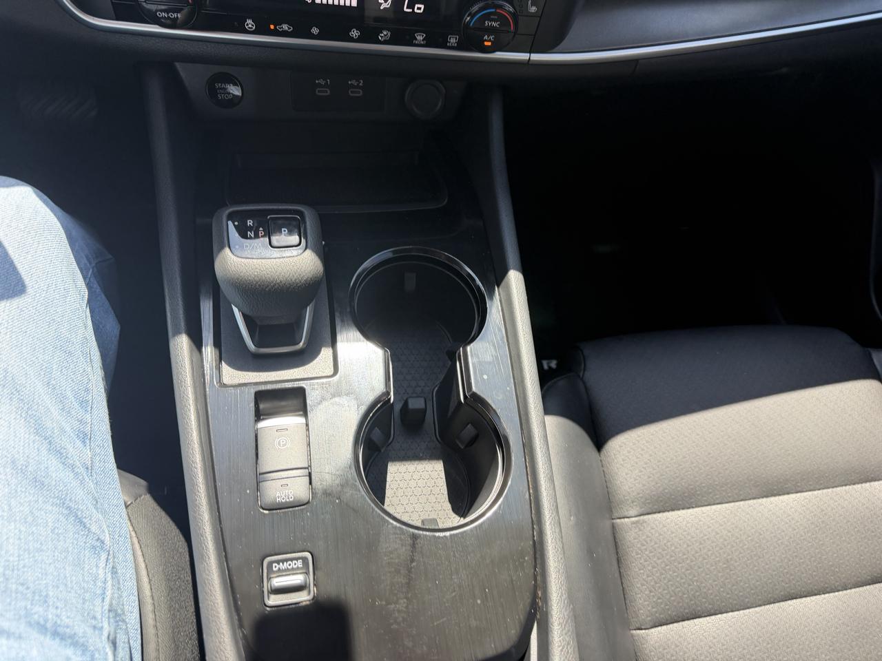 Nissan Rogue FWD SV 2024