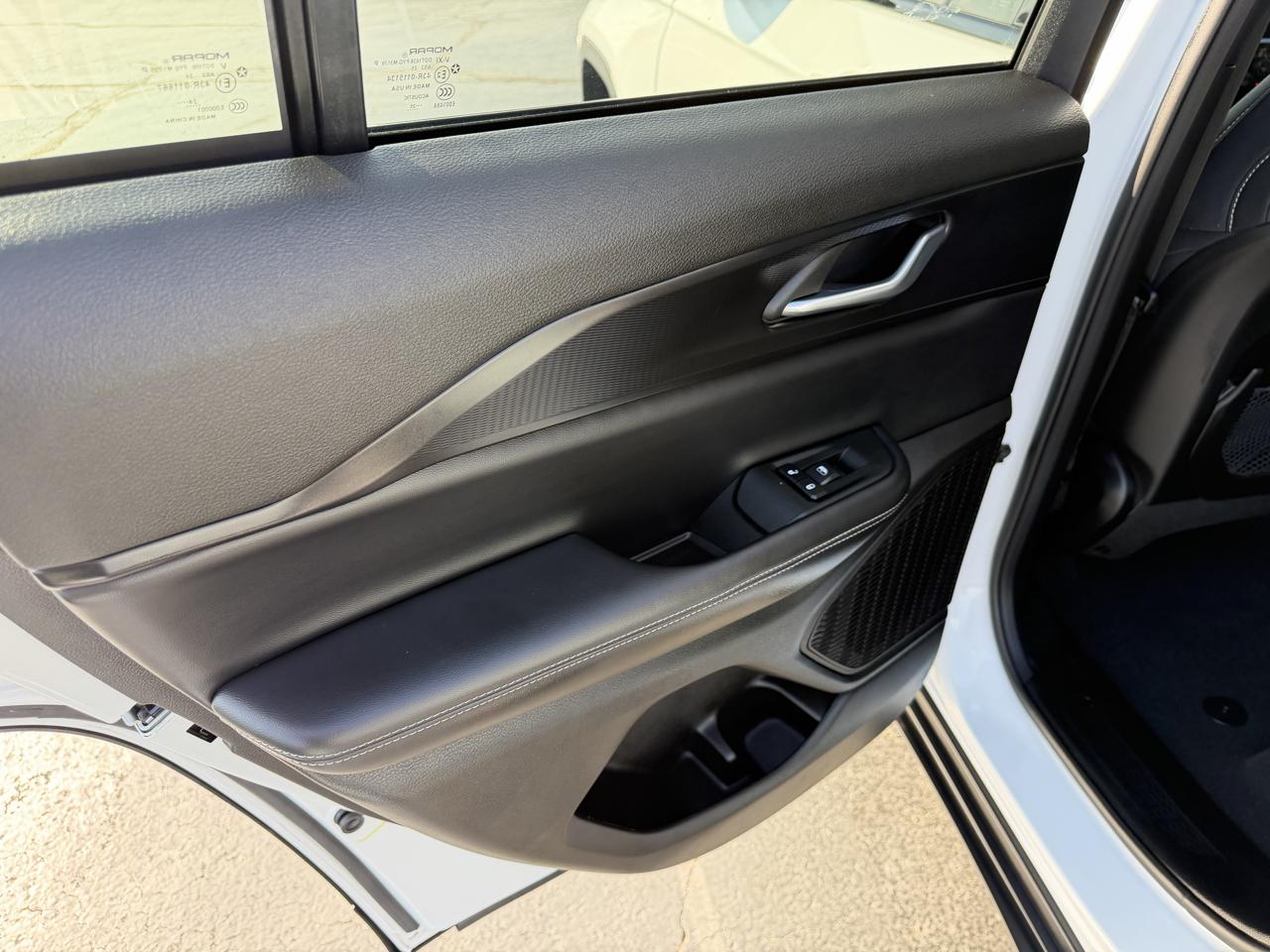 Jeep Grand Cherokee Laredo 4x2 2025