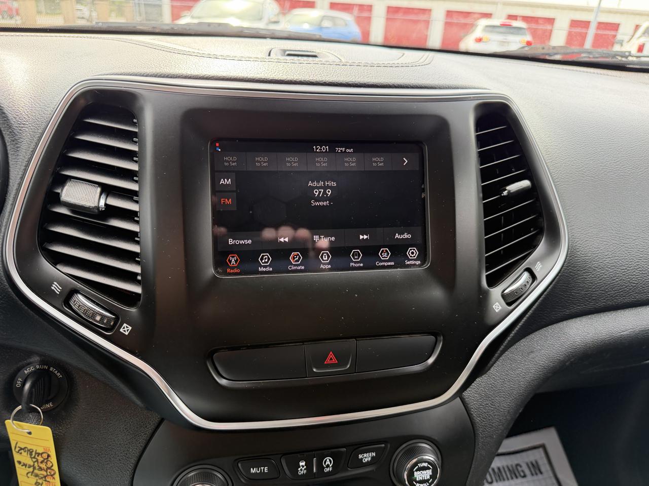 Jeep Cherokee Latitude FWD 2019