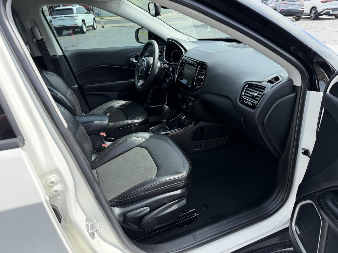 Jeep Compass Altitude FWD 2021
