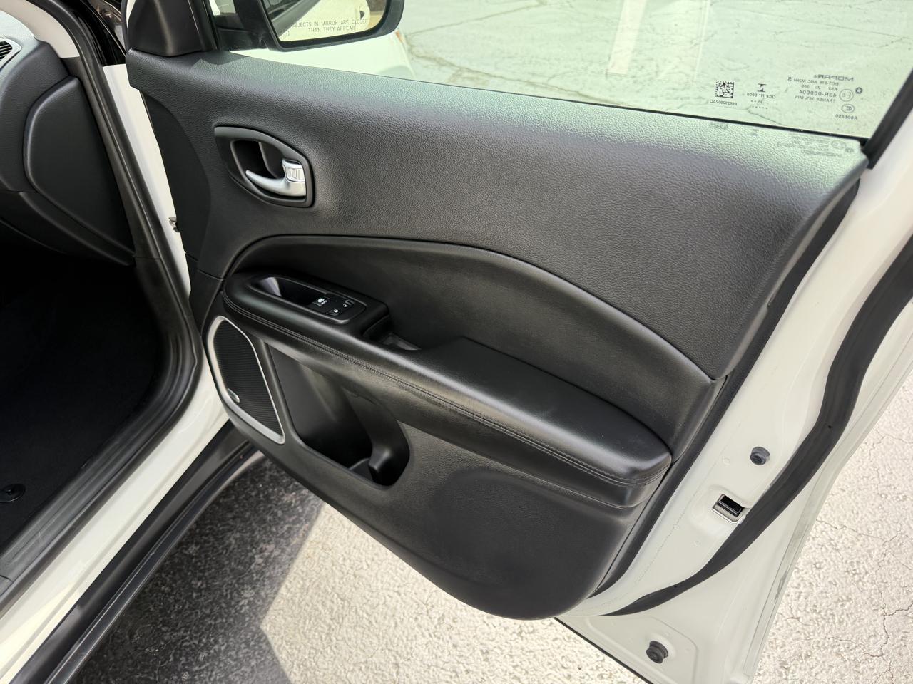 Jeep Compass Altitude FWD 2021