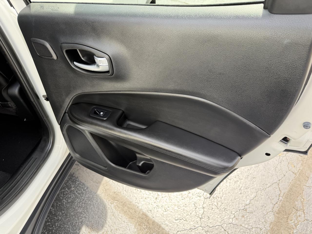 Jeep Compass Altitude FWD 2021