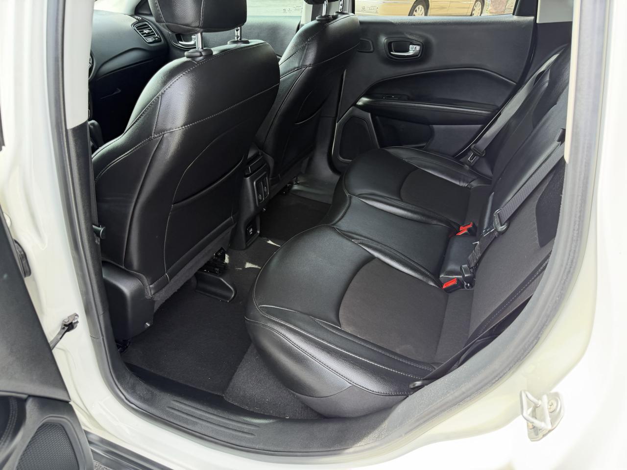 Jeep Compass Altitude FWD 2021