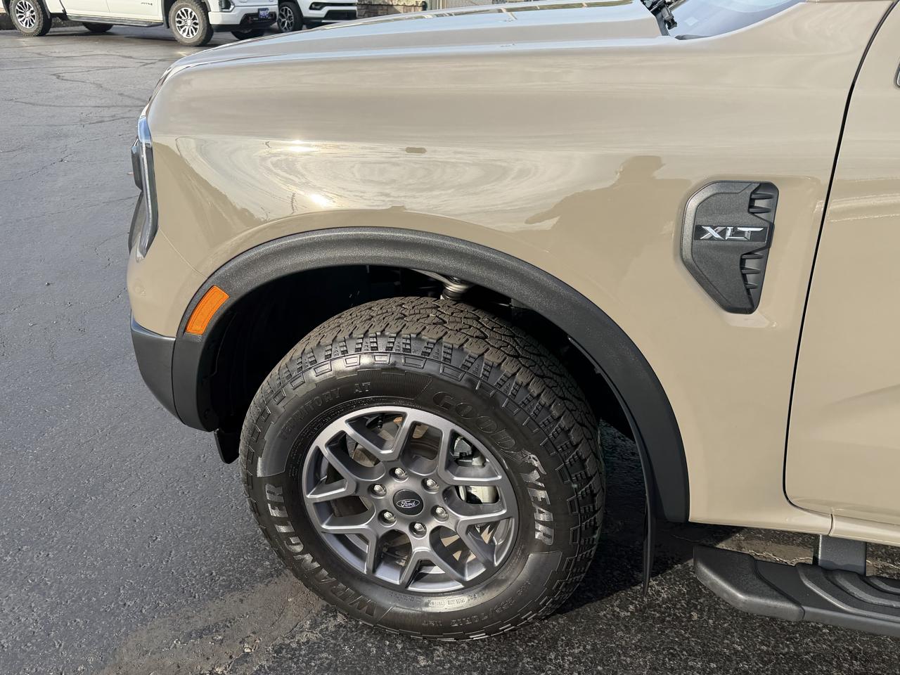 Ford Ranger XLT 4WD SuperCrew 5' Box 2025