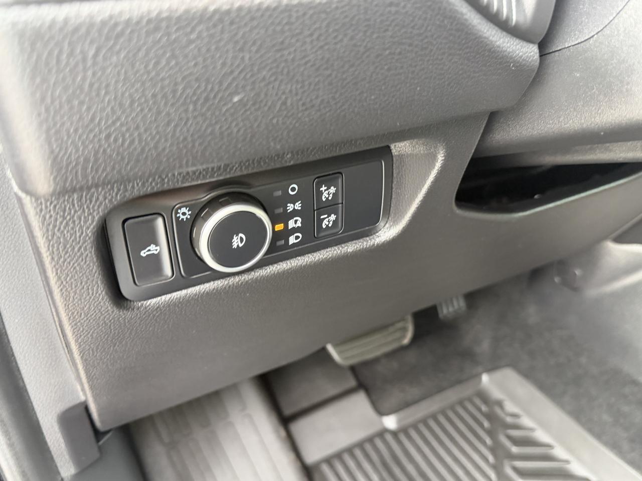 Ford Ranger XLT 4WD SuperCrew 5' Box 2025