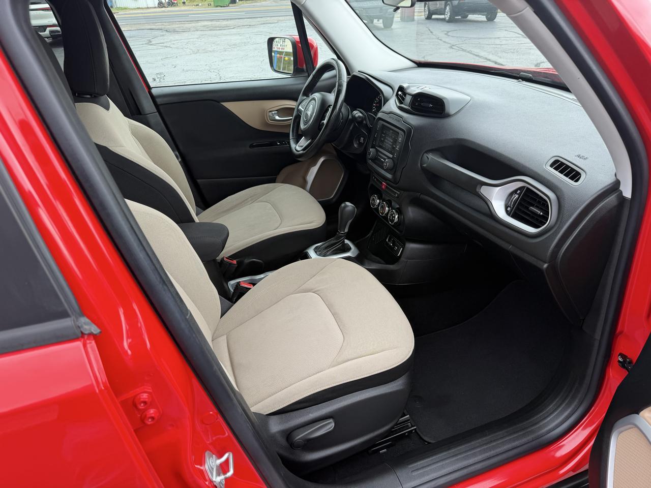 Jeep Renegade FWD 4dr Latitude 2015