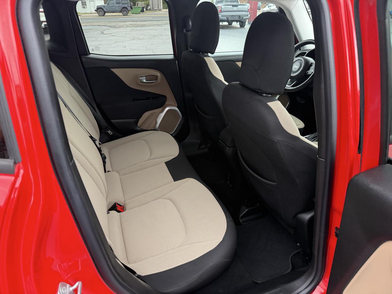Jeep Renegade FWD 4dr Latitude 2015