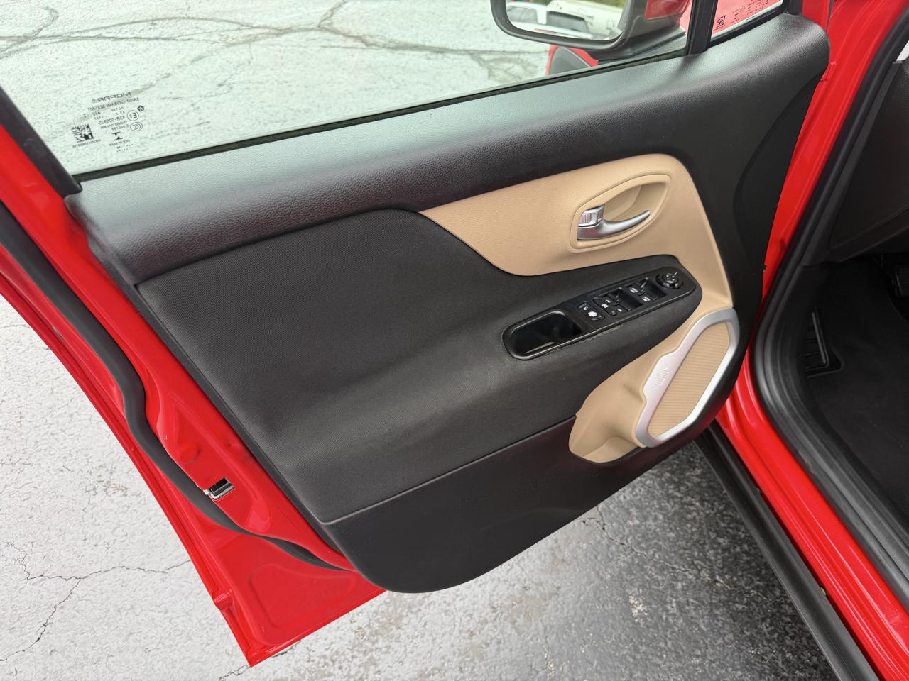 Jeep Renegade FWD 4dr Latitude 2015
