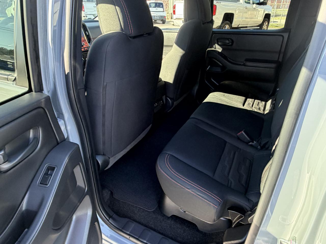 Nissan Frontier Crew Cab 4x4 PRO-4X 2026