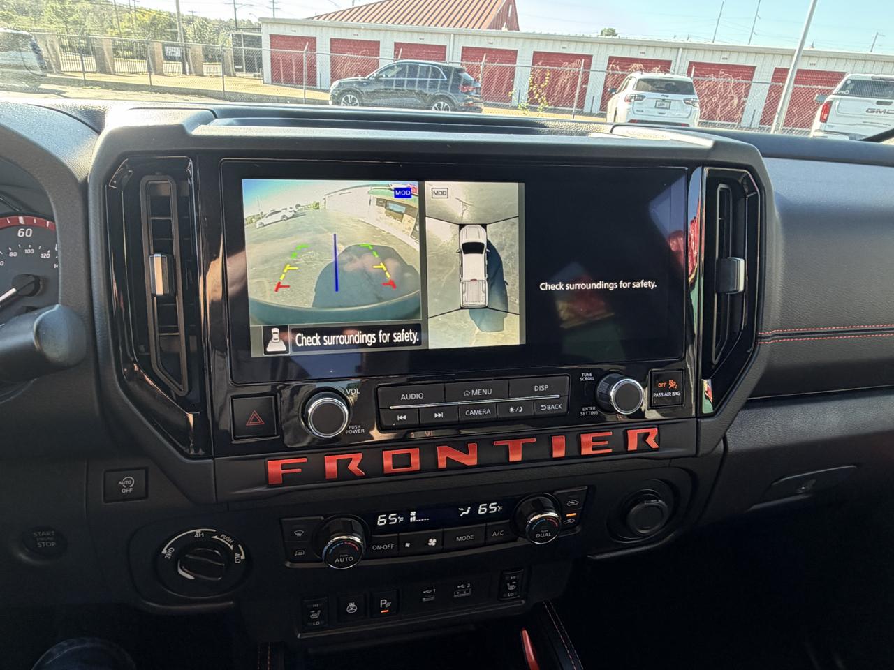 Nissan Frontier Crew Cab 4x4 PRO-4X 2026