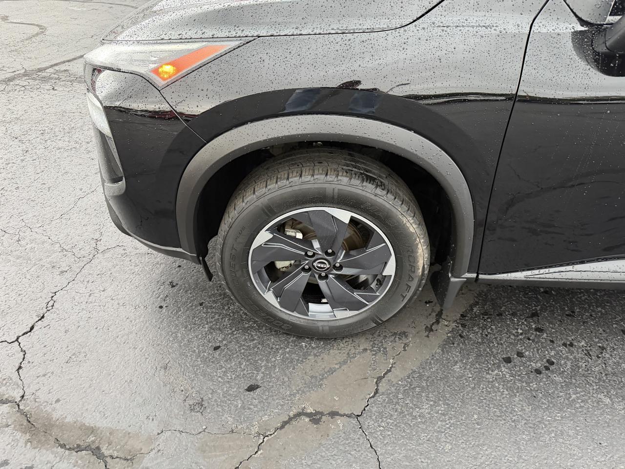 Nissan Rogue FWD SV 2024
