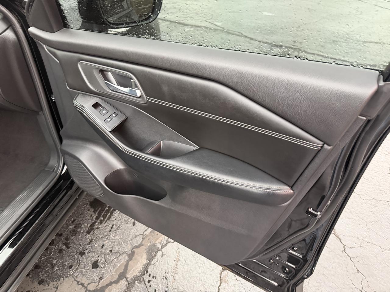Nissan Rogue FWD SV 2024