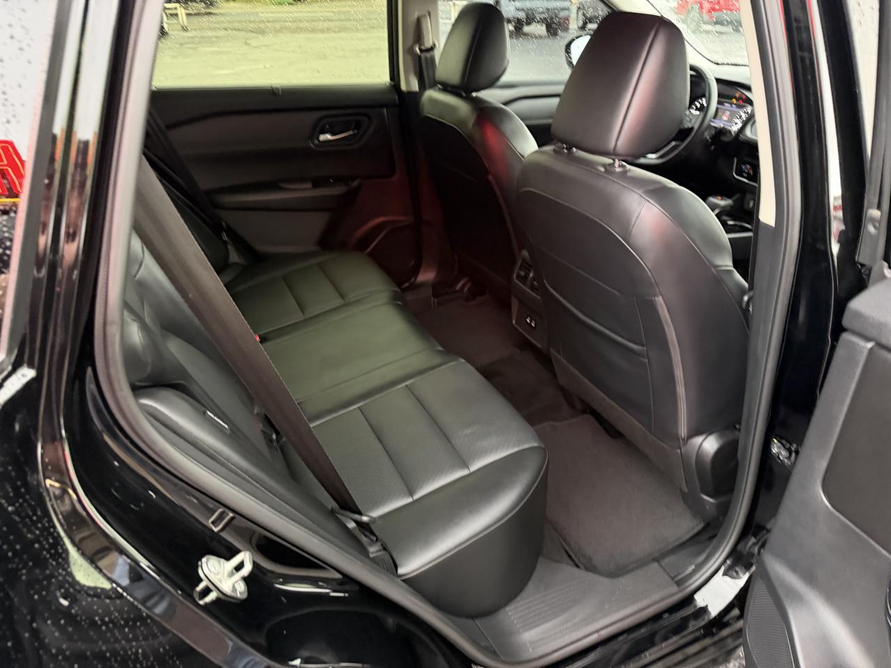Nissan Rogue FWD SV 2024