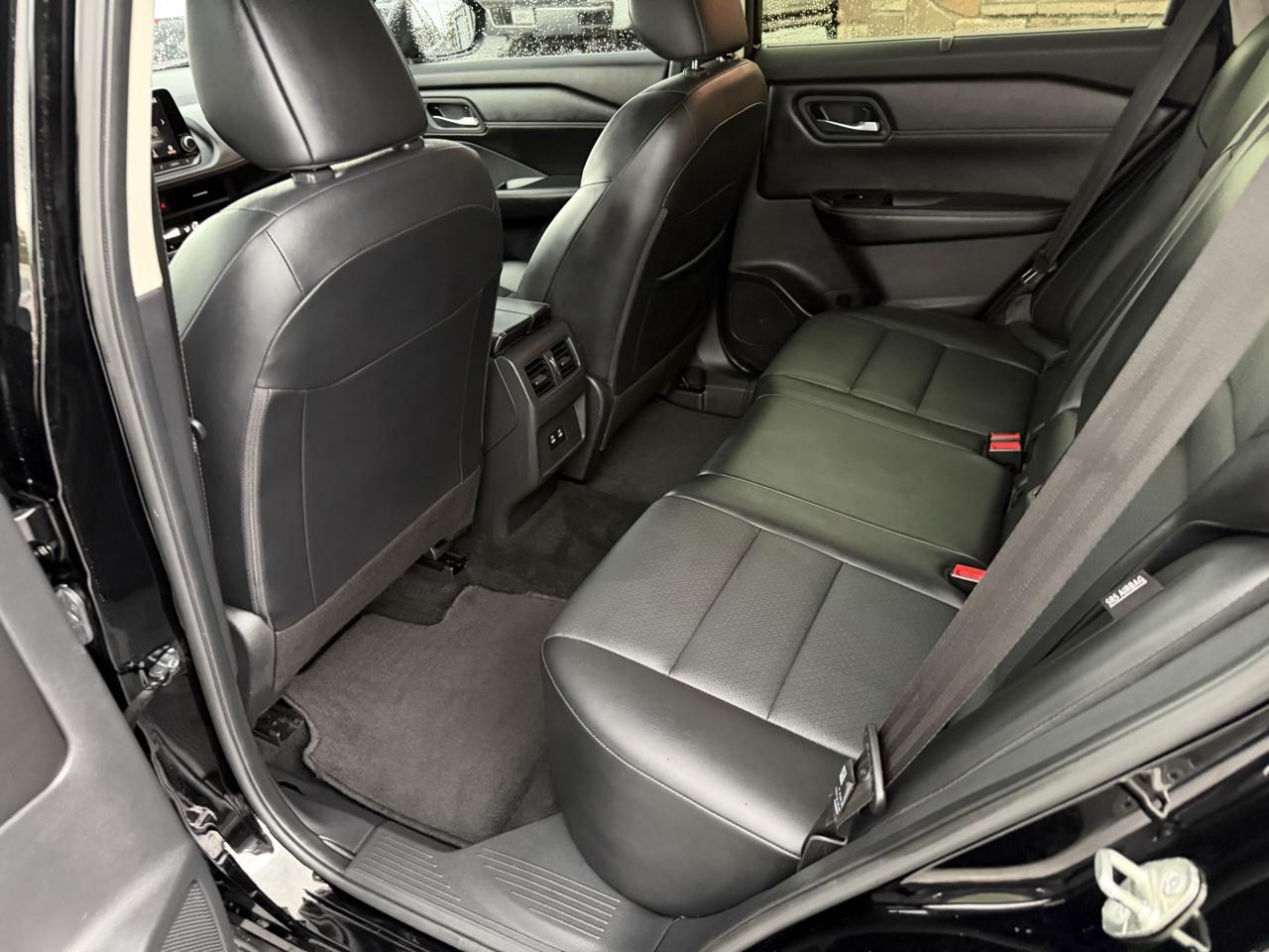Nissan Rogue FWD SV 2024