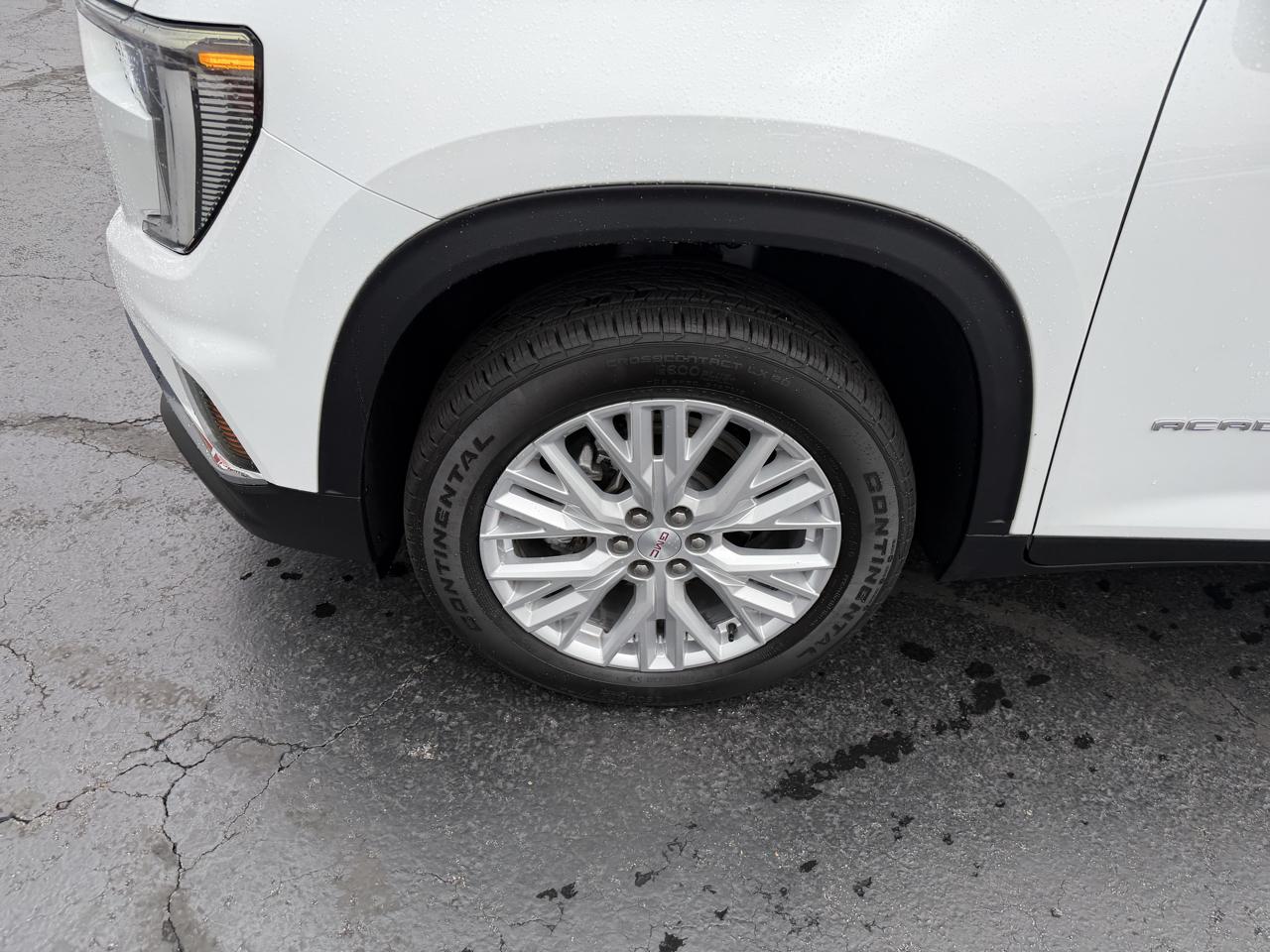 GMC Acadia FWD 4dr Elevation 2026