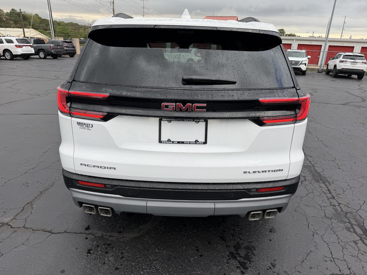 GMC Acadia FWD 4dr Elevation 2026