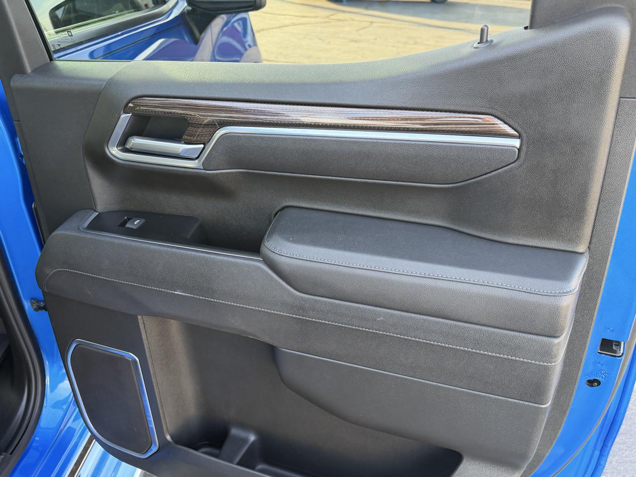 Chevrolet Silverado 1500 4WD Crew Cab 147" LT w/1LT 2026